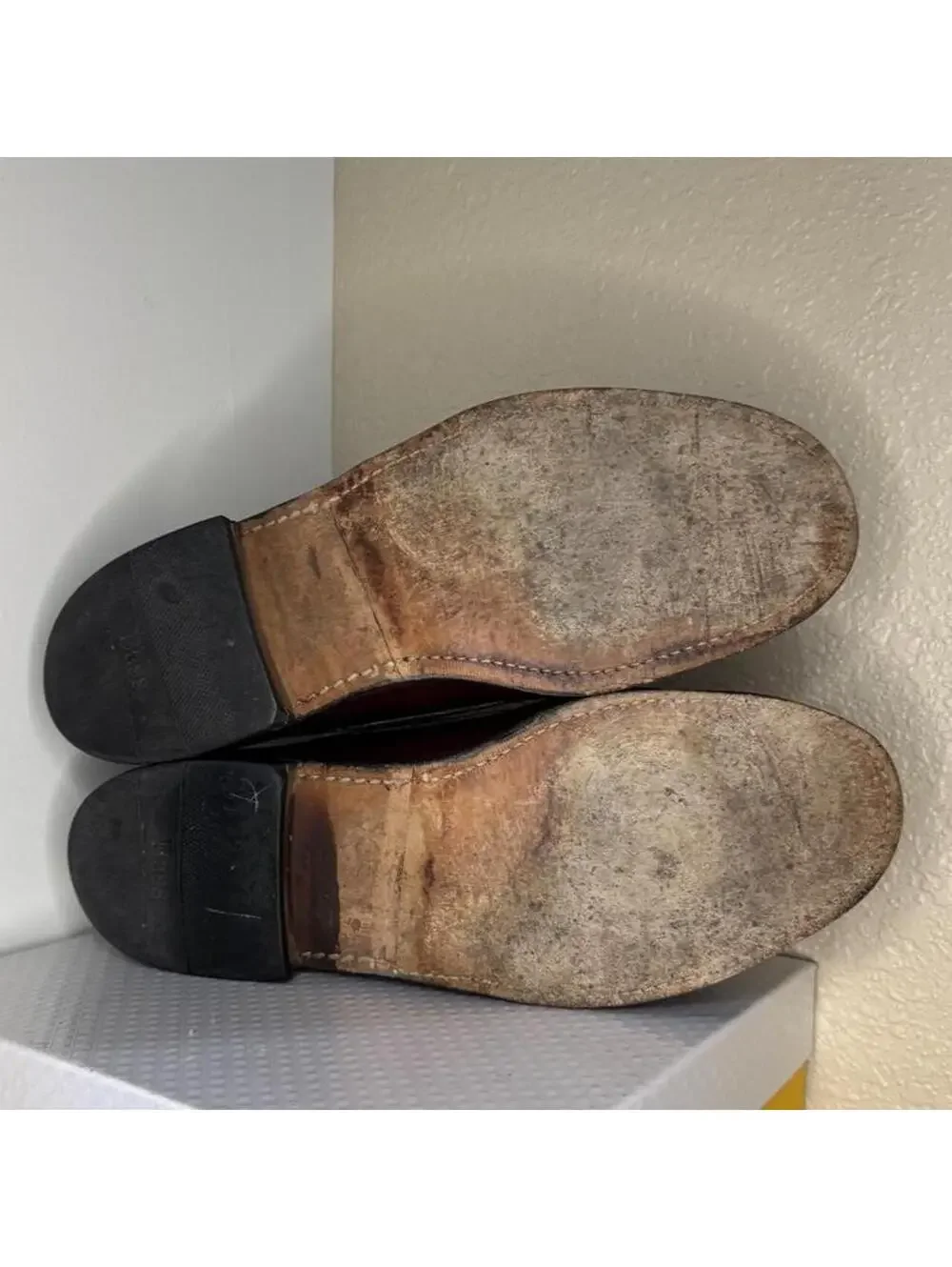 🍷 G.H. Bass & Co. Tassel Loafers – Men’s Size 9 🍷
